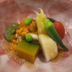 26年6月　秋田さん渡り蟹　煎り酒ジュレ　青梅のモスタルダ