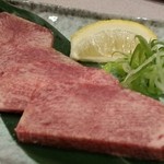 肉の割烹 田村  - 特上タントロ