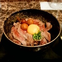 馬刺しと焼き鳥 グルマン三年坂 - 