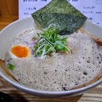 来宝 - 醤油炙りチャーシュー麺￥900
