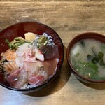 十千房 - 海鮮ずけ丼（900円）