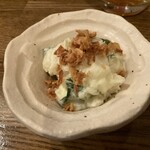 なごみや一献 - つきだし（？）
      この日はポテサラ