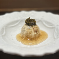 肉割烹 上 - 松葉蟹　燻製キャビア 酢橘ジュレ クリームソース