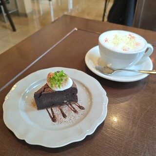 ハウスメイド珈琲ファクトリー ローストカフェ_1