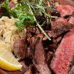 炭焼きステーキHIUCHI - 牛タン炭焼きでーす。