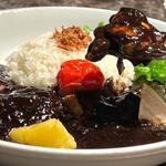 dunhill BAR - Weekly Curry 週替わりカレー「黒胡麻ペーストのブラックカレー」