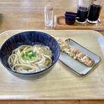 讃岐うどん　おおまえ - かけうどん、ちくわ天
