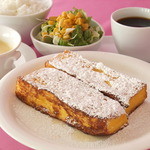 特製フレンチトーストとコーヒーのカフェセット