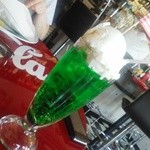 ワイズダイナー - クリームソーダ