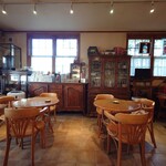 Galerie & Cafe M - 