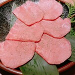 炭火焼肉 石垣庵 - 