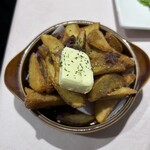 イタリア料理　トラットリア　レガーロ - アンチョビガーリックポテトフライ