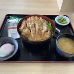 大黒パーキングエリア フードコート - 