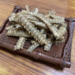 うなぎの千年家 - うなぎ骨揚げ¥220