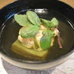 帆立とよもぎ麩のお椀