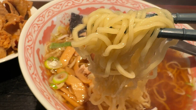 新来軒 - 小佐野（ホルモン）の写真