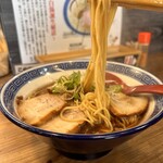 中華そば 親孝行 - 肉特中華そば　麺は丸細ストレート