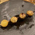 白金 酉玉 本館 - 銀杏