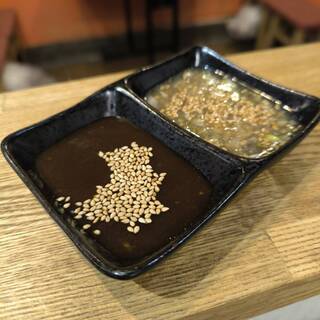 ここがポイント‼︎メリー号の秘伝のタレ2種！