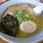 ラーメンのと金 - 塩ラーメン　2014.6.21