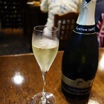 イエローテイル・バブルス　3,800円