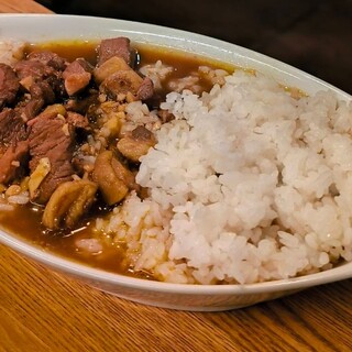 名物ジンギスカンメリー号の特製！ラムカレー‼︎
