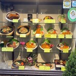 グリルニューコトブキ - ショーケース