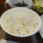 キッチン ブルー グローブ - ご飯大盛りのアップ