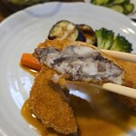 キッチン ブルー グローブ - 里芋が見えます