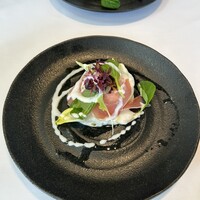 24/7 restaurant - 