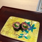 肉懐石 凜然 - 〜但馬牛赤身海苔巻〜