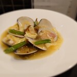 小菜一碟 - ・ハマグリと筍のピリ辛白湯煮込み 