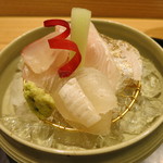 日本料理 太月 - 26年6月　千葉太刀魚焼き霜、千葉マコガレイ、大分伊佐木　ビーツ、蓮芋