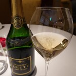 レ セゾン - シャンパーニュ