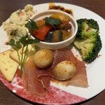 大衆ビストロ ハルタ - 前菜5品盛り（2人前）