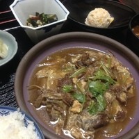 八幸 - 牛肉玉子とじ1000円