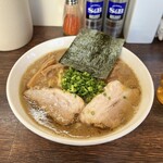 三四郎 - 魚介豚骨醤油　920円
                                大盛　150円