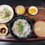 天山食堂 - 