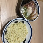 中華そば つけめん 玉 新宿店 - 