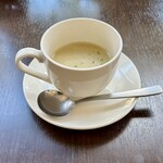 バルバルキッチンアメリ - 今日のカップスープは前回に続き白葱のポタージュ