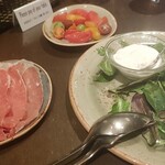 オービカ モッツァレラバー 梅田店 - 