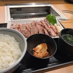 幸せの焼肉食べ放題 かみむら牧場 - 料理写真:
