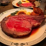 ロウリーズ・ザ・プライムリブ - 