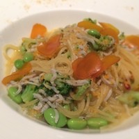 グランド キッチン - シラスと枝豆のからすみスパゲティーニ