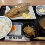 丸冨水産 - なめたかれい定食！