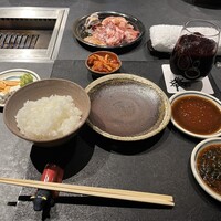 肉 希々 - 