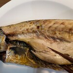はせがわ鮮魚店 - 脂がのってます