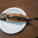 はせがわ鮮魚店 - 結構でかい