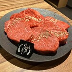 黒毛和牛ヘレ肉専門店 炭火焼肉 りきちゃん 北浜店 - 