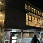 京都焼肉 enen - 階段で〜